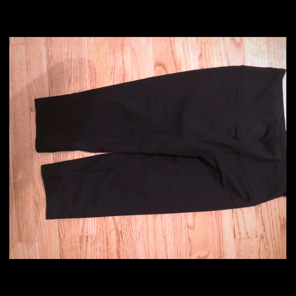 VSC crop workout legging size small